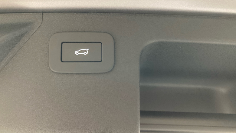 Land Rover Discovery Sport 1.5 P270e Dynamic SE 5dr Auto [5 Seat] Station Wagon